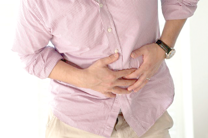 Sudden sharp pain in the side is a sign of abdominal muscle strain Sudden sharp pain in the side is a sign of abdominal muscle strain