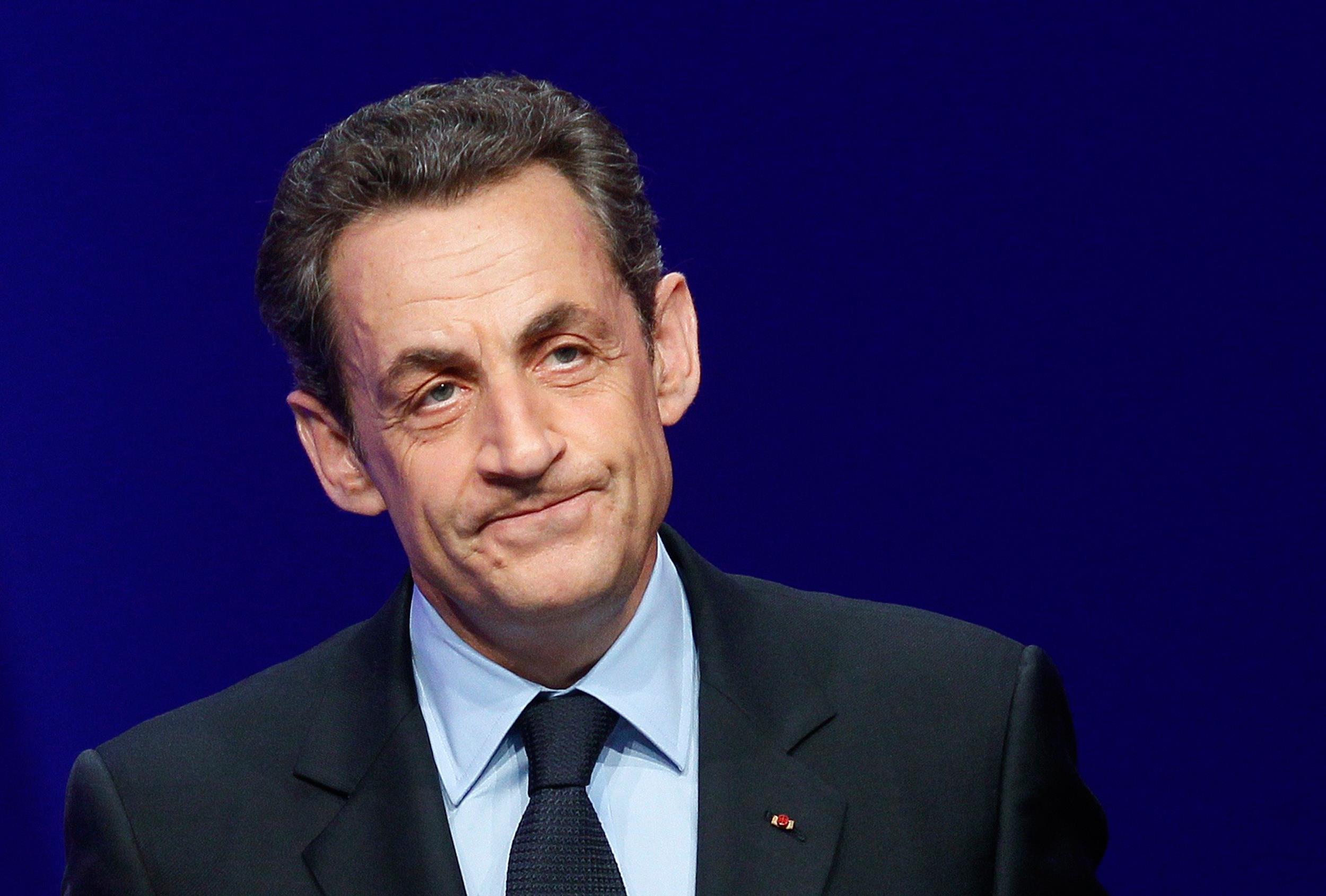 Sarkozy out of centre-right primary