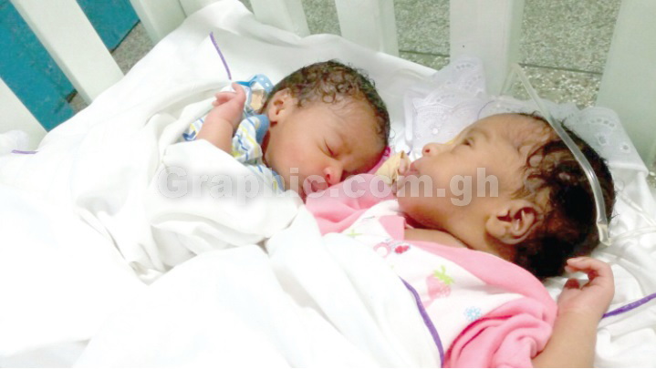 The two babies at the hospital The two babies at the hospital