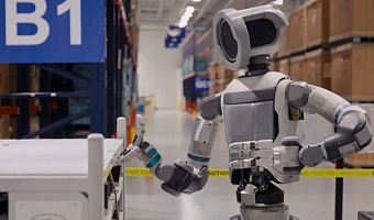 A version of Boston Dynamics' Atlas humanoid robot