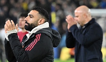 Mohamed Salah could have peace talks with Arne Slot but clubs are circling in case he leaves 