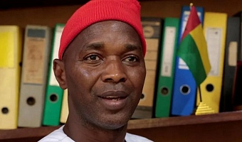 Fernando Dias says he fled his party headquarters as armed men came to arrest him