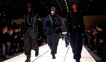 Models present creations from Giorgio Armani Fall-Winter 2026/2027 menswear collection during the Milan Fashion Week in Milan, Italy, January 19, 2026. REUTERS/Alessandro Garofalo