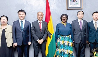 Professor Naana Jane Opoku-Agyemang (3rd from right), Vice-President, with Tong Defa (3rd from left),outgoing Chinese Ambassador to Ghana, and other delegation from the Chinese Embassy