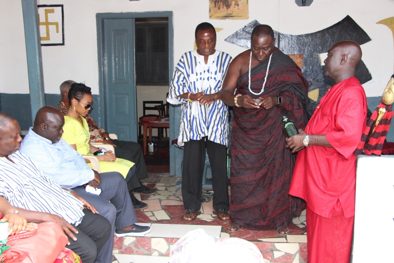 The Chiefs of the constituency saying a prayer for Dr Zanetor Rawlings (yellow) after her donation. The Chiefs of the constituency said a prayer for Dr Zanetor Rawlings (yellow) after her donation.