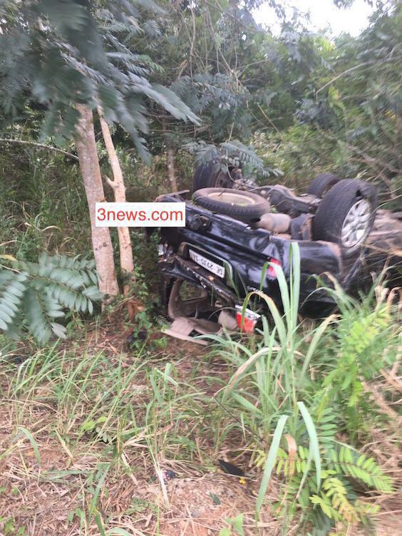 Veep's convoy involved in accident; 2 injured