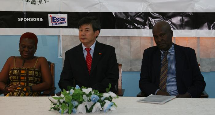  H.E. Ambassador Gong Jianzhong was invited to jointly celebrate this important event with H.E. Mr. Kojo Amoo-Gottfried, President of GHACHIFA