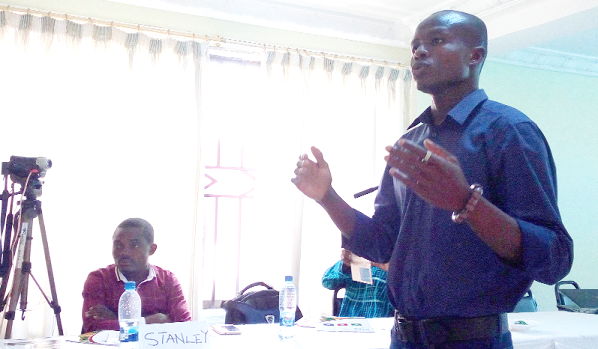 Mr Eric Banye, Country Programme Coordinator of SNV addressing the journalists Mr Eric Banye, Country Programme Coordinator of SNV addressing the journalists