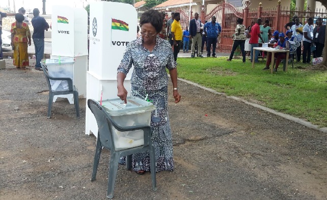 Naadu Mills casting her ballot Naadu Mills casting her ballot