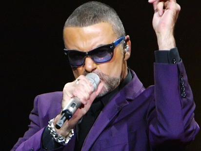 Singer George Michael died of heart failure Singer George Michael died of heart failure