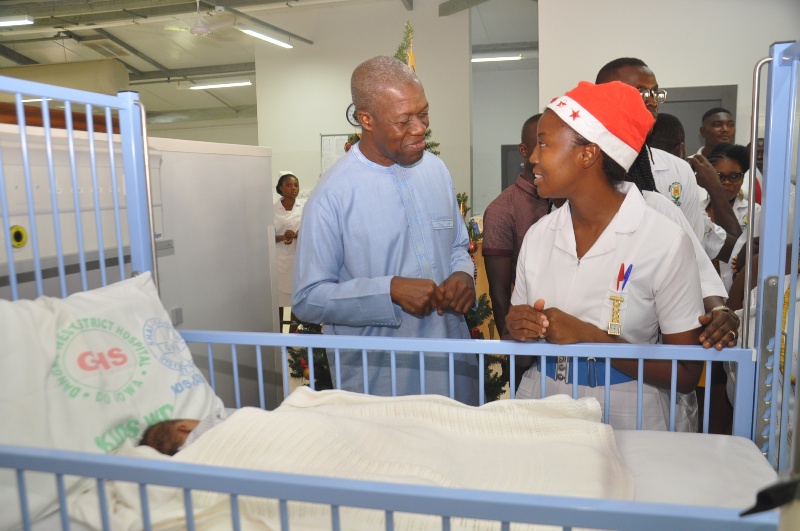 Vice President Amissah-Arthur being taken round the Children’s ward by officials of the hospital. Veep celebrates Christmas with patients of Shai Osudoku District Hospital
