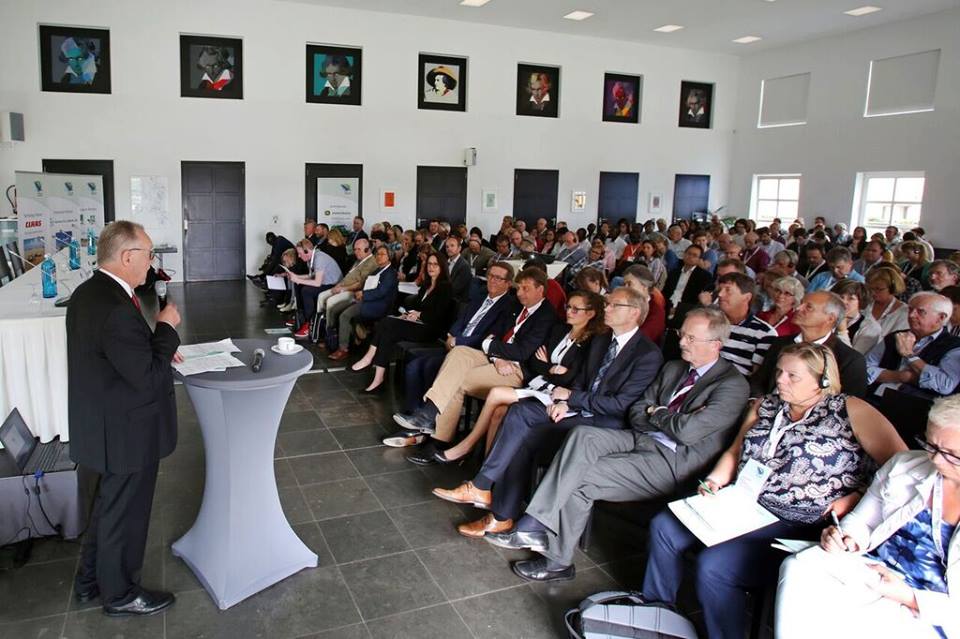 Some participants at the congress Journalists gather in Bonn for 2016 IFAJ Congress