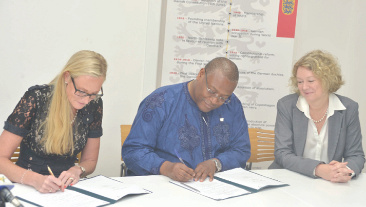 Mr Alex Segbefia, the Minister of Health, and Ms Emma Jacobsson (left) signing the agreement on behalf of their respective organisations. With them is Ms Tove Degnbol, Danish Ambassador to Ghana. Mr Alex Segbefia, the Minister of Health, and Ms Emma Jacobsson (left) signing the agreement on behalf of their respective organisations. With them is Ms Tove Degnbol, Danish Ambassador to Ghana.