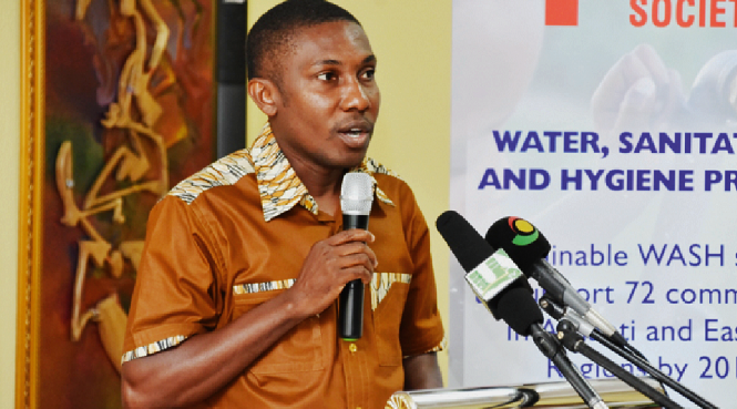 Mr Aaron Fenu addressing participants in the launch of the Ashanti WASH projects Mr Aaron Fenu addressing participants in the launch of the Ashanti WASH projects