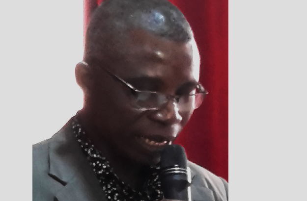  Dr Winfred Ofosu addressing a section of participants in the stakeholders meeting