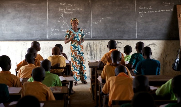 Teachers urged to have positive attitude towards profession      