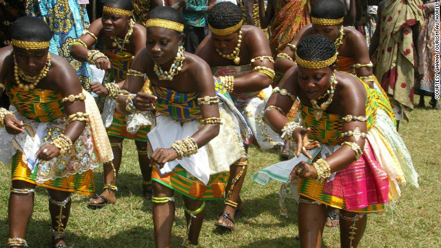 Dance Ensemble presents ‘Asipim’ at the National Theatre