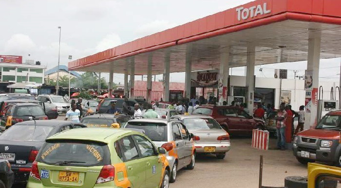 How does the customer ensure that he is paying for the correct amount of products? How does the customer ensure that he is paying for the correct amount of products?