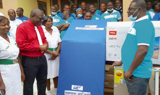 Mr PV Yeboah Asiamah (right) with Dr Amu Mensah during the presentation of the items to the hospital Mr PV Yeboah Asiamah (right) with Dr Amu Mensah during the presentation of the items to the hospital