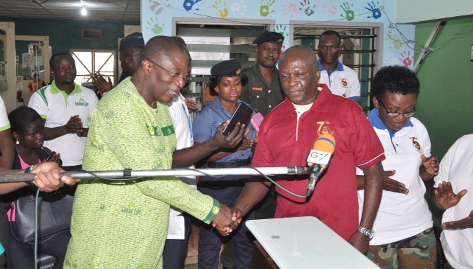Mr Ivan Avereyireh presenting items to Col. Michael Yeboah Agyepong (right) Mr Ivan Avereyireh presenting items to Col. Michael Yeboah Agyepong (right)