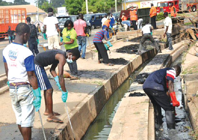 Some residents of the Manhyia Sub-metro of the Kumasi Metropolitan Assembly participating in the clean-up exercise as part of the National Sanitation Day (NSD) Some residents of the Manhyia Sub-metro of the Kumasi Metropolitan Assembly participating in the clean-up exercise as part of the National Sanitation Day (NSD)