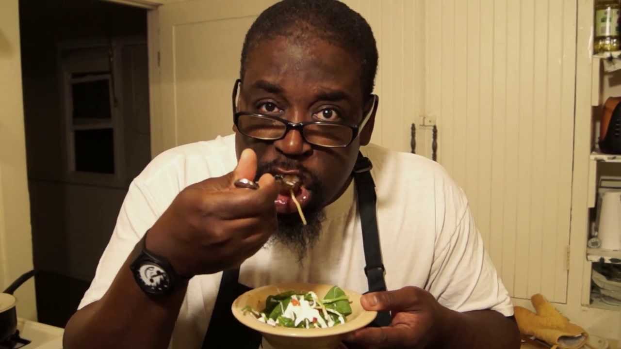 Dear men, here’s what you need to eat to attract women