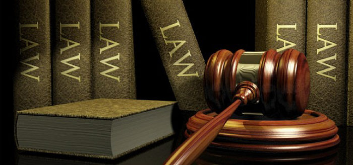The looming crisis in professional Legal Education - A call for radical reforms The looming crisis in professional Legal Education - A call for radical reforms