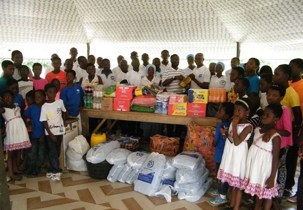 Divine Intervention Prayer Centre donates to orphanage