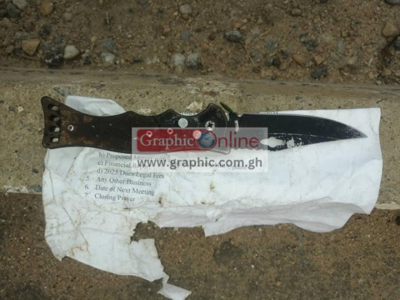 Policeman stabbed by suspected criminal at Lower McCarthy Hill after he missed a targeted shot