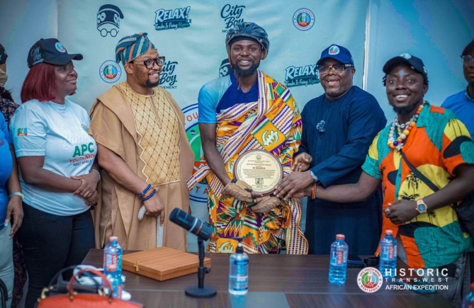 APC Youth Network West Africa honours MC Jekabeche after historic Nigeria-Ghana bicycle expedition