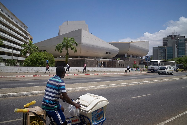 Ghana's "UFO-like" National Theatre photographed by Julien Lanoo Ghana's "UFO-like" National Theatre photographed by Julien Lanoo