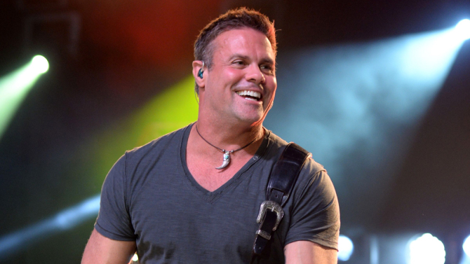 Troy Gentry 
