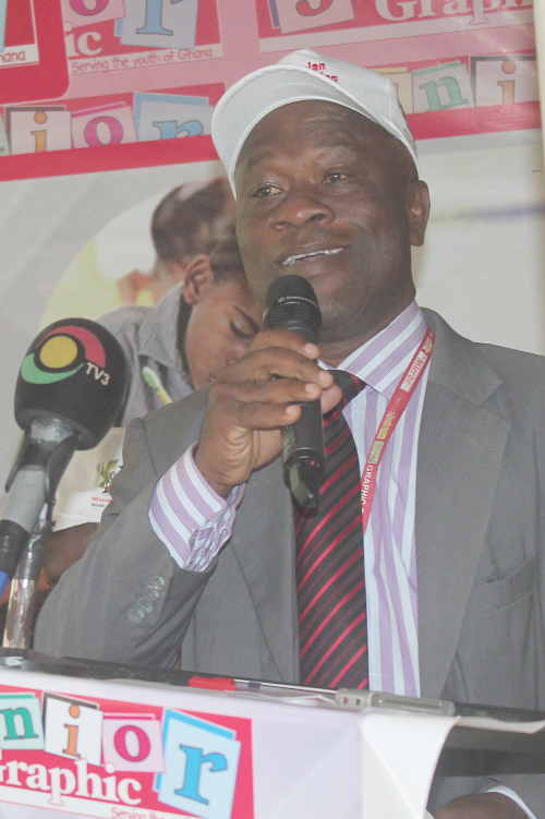 • Kwabena Baah-Adade (2nd right), Acting Managing Director, Graphic Communications Group Ltd (GCGL), making a statement at the launch.