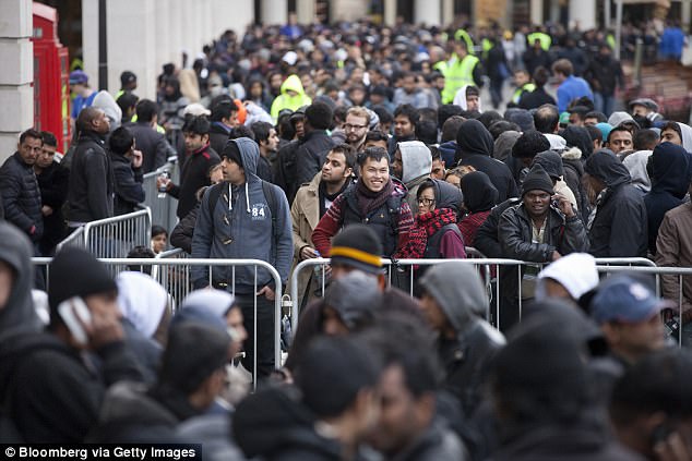 2012: There were huge queues outside the Covent Garden Apple store for the iPhone 5   