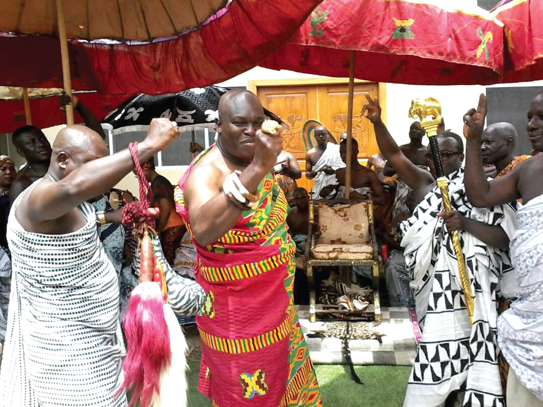 Odeneho Akoto III (middle) responding to cheers during the launch of the homecoming event Odeneho Akoto III (middle) responding to cheers during the launch of the homecoming event