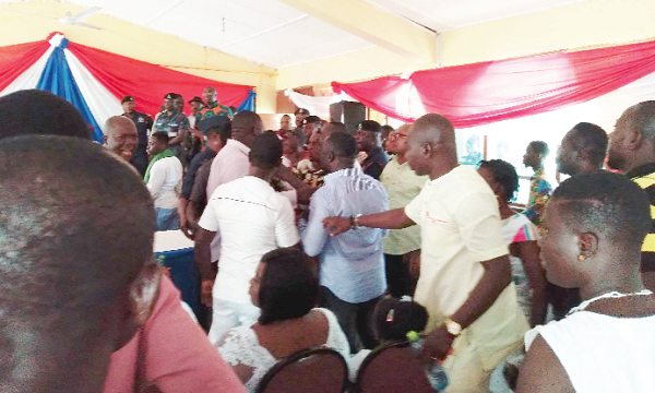 It was near chaos at the Weija Gbawe-Assembly as supporters of the MCE designate questioned the unwillingness of the assembly members to endorse the nominee It was near chaos at the Weija Gbawe-Assembly as supporters of the MCE designate questioned the unwillingness of the assembly members to endorse the nominee