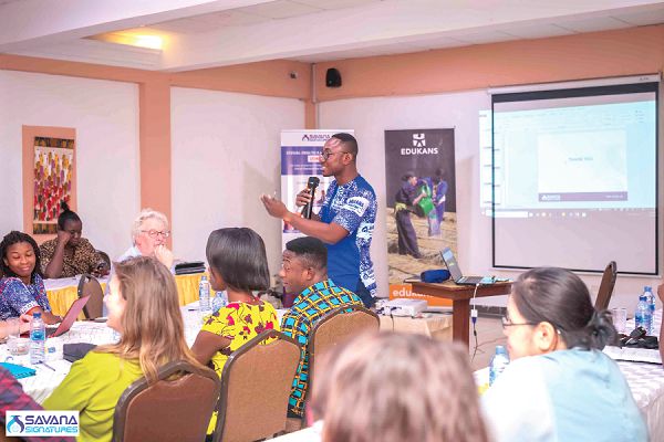 Mr Frederick Yenbaar Nuuri-Teg addresing participants in the meeting Mr Frederick Yenbaar Nuuri-Teg addresing participants in the meeting