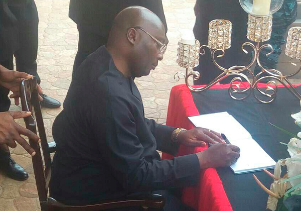 Alhaji Bawumia signing the book of condolence Alhaji Bawumia signing the book of condolence