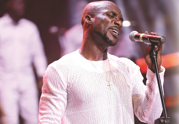 Kwabena Kwabena back with Love Night show