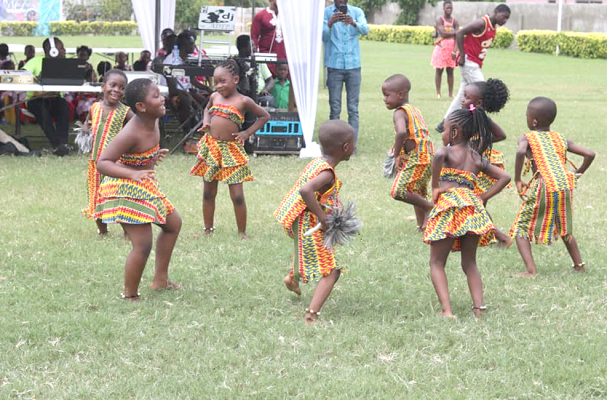The school’s cultural troupe  entertaining the invited guests.