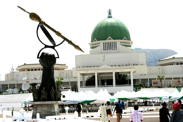 Nigeria law makers vote against paternity leave