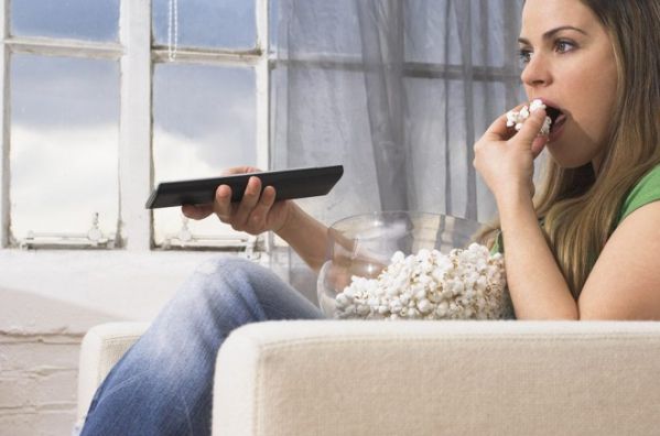 Why Do Women Face Criticism for Choosing to Work or Stay at Home? Why Do Women Face Criticism for Choosing to Work or Stay at Home?
