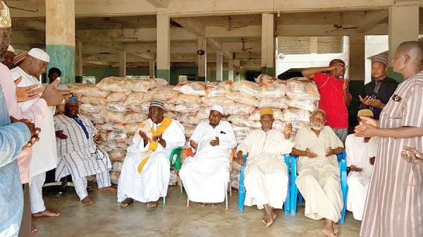 Some of the representatives of the Muslim community in Bawku offering prayers after they had received their share of the 100 bags of rice for the Eid-Ul Adha celebrations. Some of the representatives of the Muslim community in Bawku offering prayers after they had received their share of the 100 bags of rice for the Eid-Ul Adha celebrations.