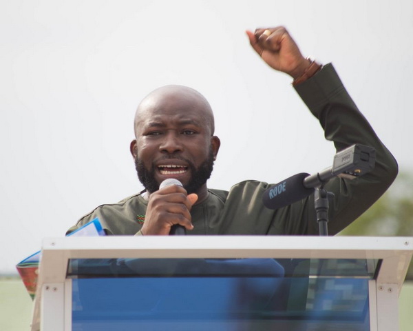 Senyo Hosi bemoans protracted chieftaincy dispute in Mafi; calls for peaceful resolution
