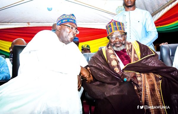 Vice-President Dr Mahamudu Bawumia exchanging pleasantries with Sheikh Ahmad Tijani Ali Cisse, the special guest of honour from Senegal