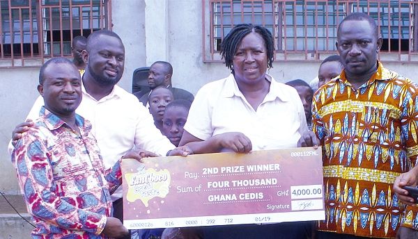(From left) The Ashaiman West Circuit Supervisor, Mr Elisha Akobilla; the Marketing Director of FanMilk Ghana Limited, Mr Edwin Amoako; the Headteacher of the St Augustine R/C School, Mrs Rita Akankpiewen, and the Headteacher of the SDA School, Mr Nicholas Nii Kpakoe, displaying the dummy cheque. (From left) The Ashaiman West Circuit Supervisor, Mr Elisha Akobilla; the Marketing Director of FanMilk Ghana Limited, Mr Edwin Amoako; the Headteacher of the St Augustine R/C School, Mrs Rita Akankpiewen, and the Headteacher of the SDA School, Mr Nicholas Nii Kpakoe, displaying the dummy cheque.