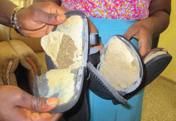 Wee concealed in sandals Wee concealed in sandals
