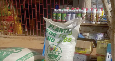 Some of the subsidised fertiliser being sold on the open market in Burkina Faso Some of the subsidised fertiliser being sold on the open market in Burkina Faso