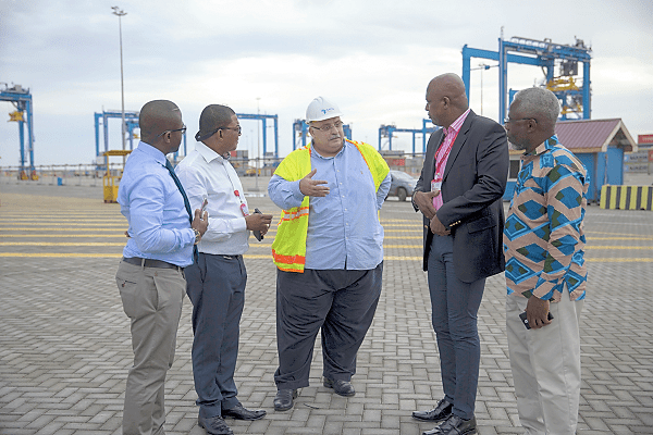 Mr Mohammed Samara (middle) explaining issues to Mr Ato Afful (2nd right), during the tour by the Graphic team. With them are Mr Kingsley Inkoom (right), Ag. Editor, Daily Graphic; Mr Kobby Asmah (2nd left), Political Editor, and Mr Charles Benoni Assistant, Deputy Business Editor Mr Mohammed Samara (middle) explaining issues to Mr Ato Afful (2nd right), during the tour by the Graphic team. With them are Mr Kingsley Inkoom (right), Ag. Editor, Daily Graphic; Mr Kobby Asmah (2nd left), Political Editor, and Mr Charles Benoni Assistant, Deputy Business Editor
