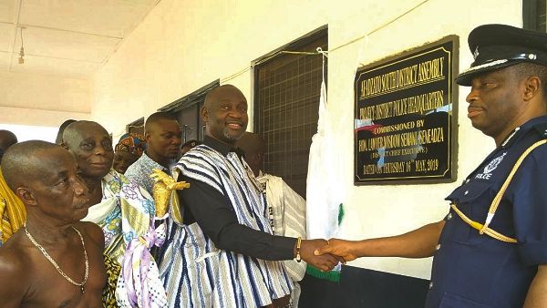 Mr Wisdom Semanu Seneadza handing over the keys to the police station to Assistant Commissioner of Police (ACP) Martin Ayiih Mr Wisdom Semanu Seneadza handing over the keys to the police station to Assistant Commissioner of Police (ACP) Martin Ayiih